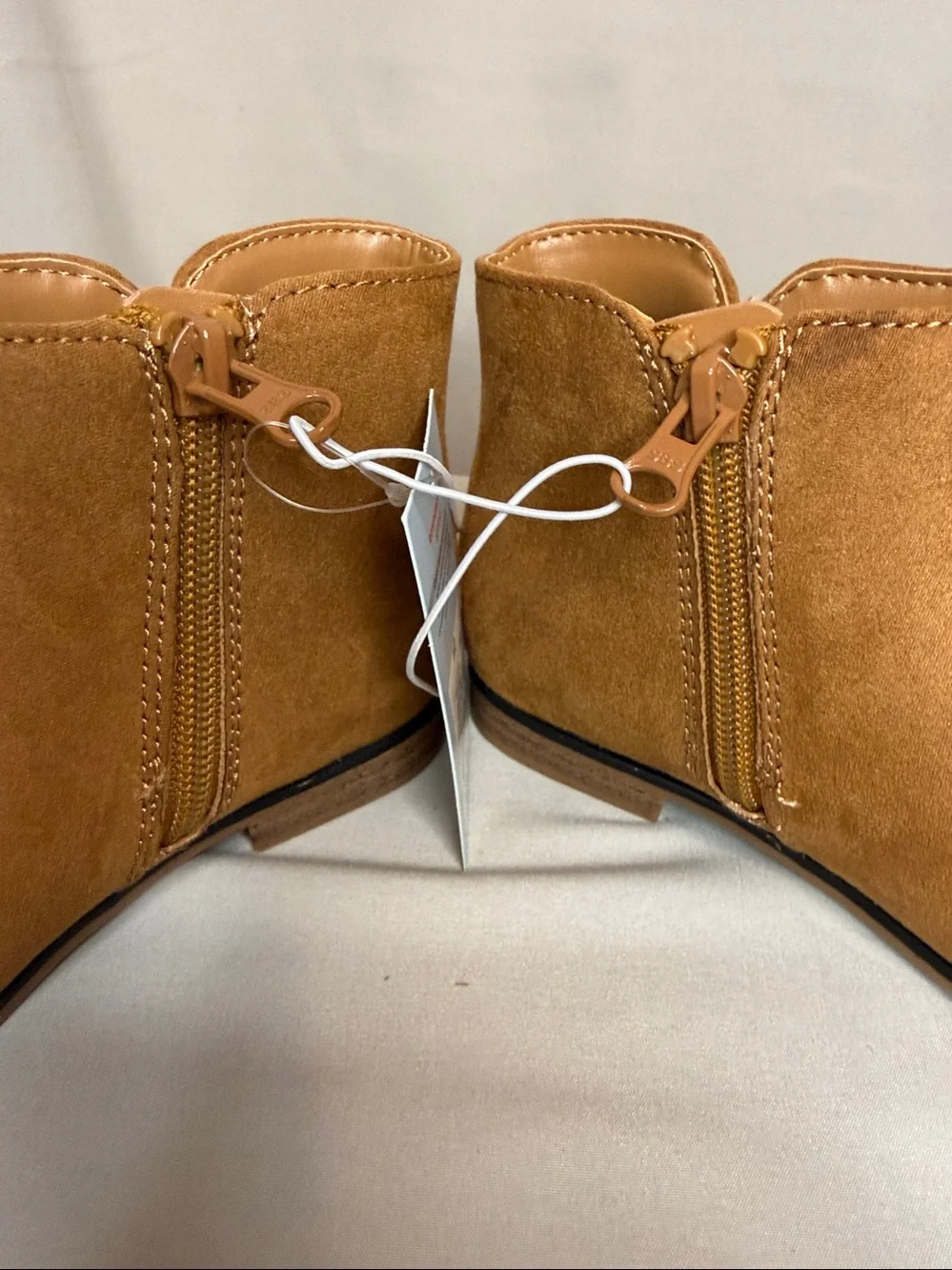 Cat & Jack kids light brown cognac Penelope ankle boots zippers new faux suede